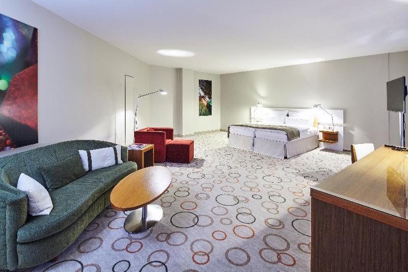 Clayton Hotel Dusseldorf City Centre Düsseldorf Quarto foto